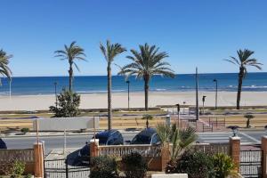 Playa primera linea Sunny in front of the sea