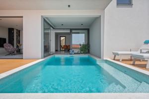 NEW Seaview Villa Calma with Jacuzzi, Media room 