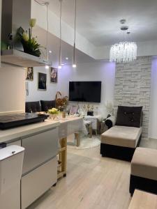 DT Suites and Resorts at Azure Paranaque - 3-gwiazdkowe hotele w mieście Manila