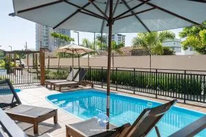 Apartamentos em Bal Piçarras 150 M DA PRAIA com Sacada Wi Fi, Piscina, Portaria 24h, Playground e vaga de GARAGEM - 皮萨拉斯