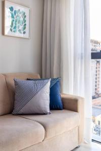 Studio no coração de Curitiba, ao lado do Shopping