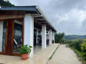 Alas House, Monteverde with amazing sunset view!