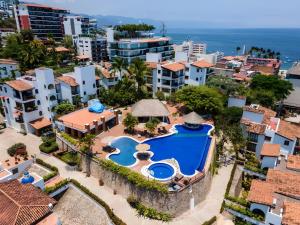 Modern condo in Selva Romantica, in heart of Zona Romantica