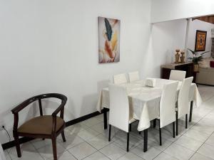 SJO airport 4 min free parking