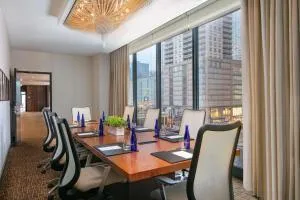 The Royal Sonesta Chicago River North
