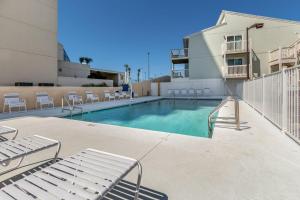 Perdido Dunes 40 by Vacation Homes Collection