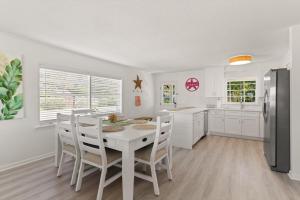 Toddy Cottage - 1812 Ocean Road