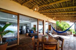 Lazuli Cielo - Beachfront Loft