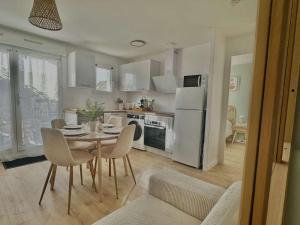 Appartements L-ileau, acces direct plage et jardin : photos des chambres