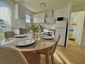 Appartements L-ileau, acces direct plage et jardin : photos des chambres