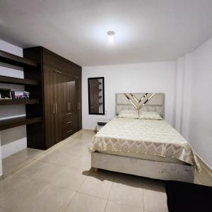 Apartamento Centro Comercial Campanario