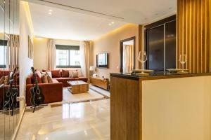 Coral Coastal Suite - Beach & Pool