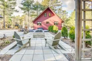 Charming Tamworth Cabin with Grill and Fireplace - Chocorua