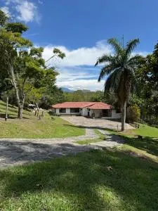 Finca Cune Villeta - Utica