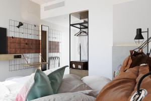 King Room with Fountain View