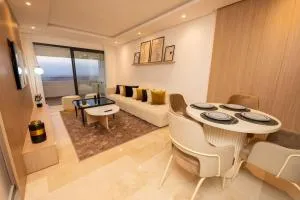 Luxe Living Exclusive 2BR Retreat - Rabat