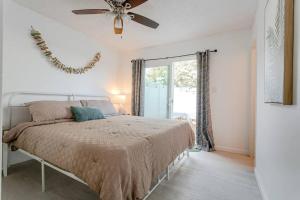 King Suite - Steps to Beach & Close to Pier