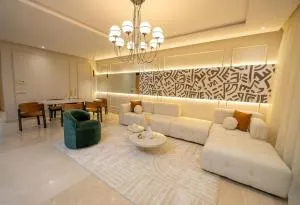 Sophisticated 3BR with Ample Space & Top Amenities - Rabat
