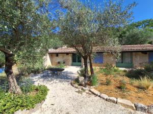 Domaine du Val des Nymphes - Chambres d'hôtes - Ubytování bez kategorie ve městě La Garde-Adhémar