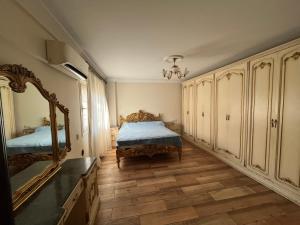 شقة ثلاث غرف فاخرة للإيجار بالمهندسين الدقي 3 Bedrooms luxury apartment in Mohandesin Dokki 230 Sq meters