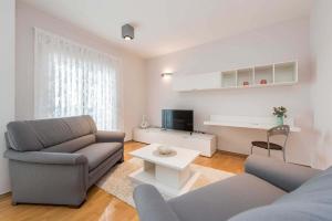 Apartment Luka 