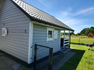 Święty Spokój Rusinowo- domki nad morzem z własnymi ogródkami