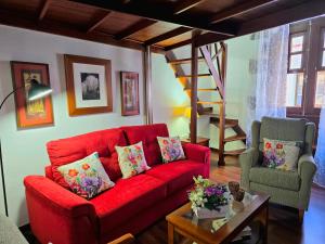 Cozy Canarian House La Casa de mis Abuelitos by HRTenerife Net