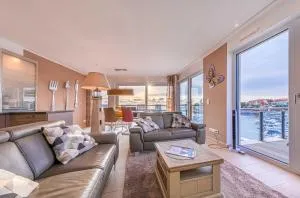 Garzini - Apartment mit Balkon & Müritzpanorama in der Hafenresidenz - Bredenfelde