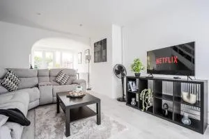 Comfy 3 Bedroom Home - Merseyside - 西部德比