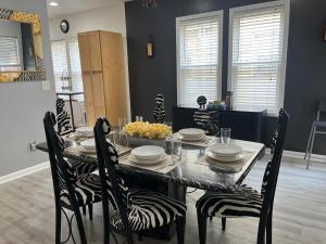 Spacious 3 bedroom close to NYC