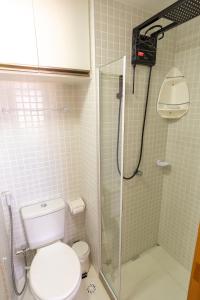 2 Quartos no Smart Orla com Ar, Piscina e Garagem