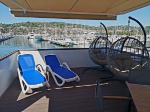 Sea Diva - luxury boathouse 