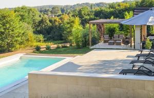 2 Bedroom Nice Home In Radoisce