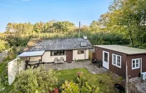 2 Bedroom Awesome Home In Haarby - Brunshuse