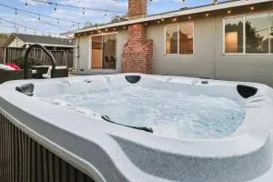 Charming Vintage Retreat in the Heart of San Jose home - Morgan Hill