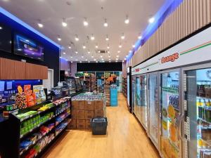 Sutera Avenue Kota Kinabalu City Center 7 pax