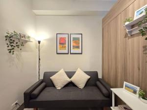 1BR Condotel with Balcony at FAME Residences #FM58