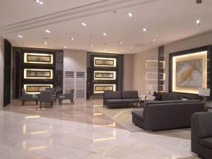 1BR Condotel with Balcony at FAME Residences #FM59