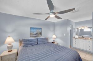 Sugar Beach 345E by Vacation Homes Collection