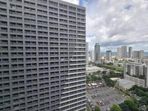 1BR Condotel with Balcony at FAME Residences #FM60