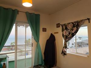 Casita de renta frente la playa