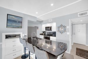 Sugar Beach 315 by Vacation Homes Collection