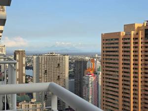 1BR Condotel with Balcony at SM Light Residences #LT08