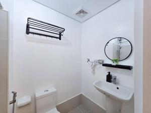 1BR Condotel with Balcony at SM Light Residences #LT08