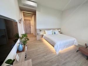 Phòng có giường cỡ King nhìn ra cảnh núi non (King Room with Mountain View)