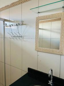 Apto espaçoso superior em residencial