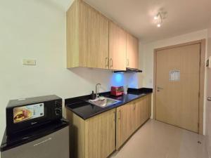 1BR Condotel with Balcony at SM Light Residences #LT09