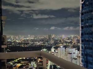 1BR Condotel w Balcony SM Light Residences #LT09