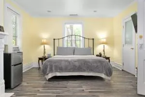 Valley House B and B Huntsville Valley Suite - Layton