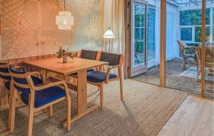 Three-Bedroom Holiday Home In Spottrup